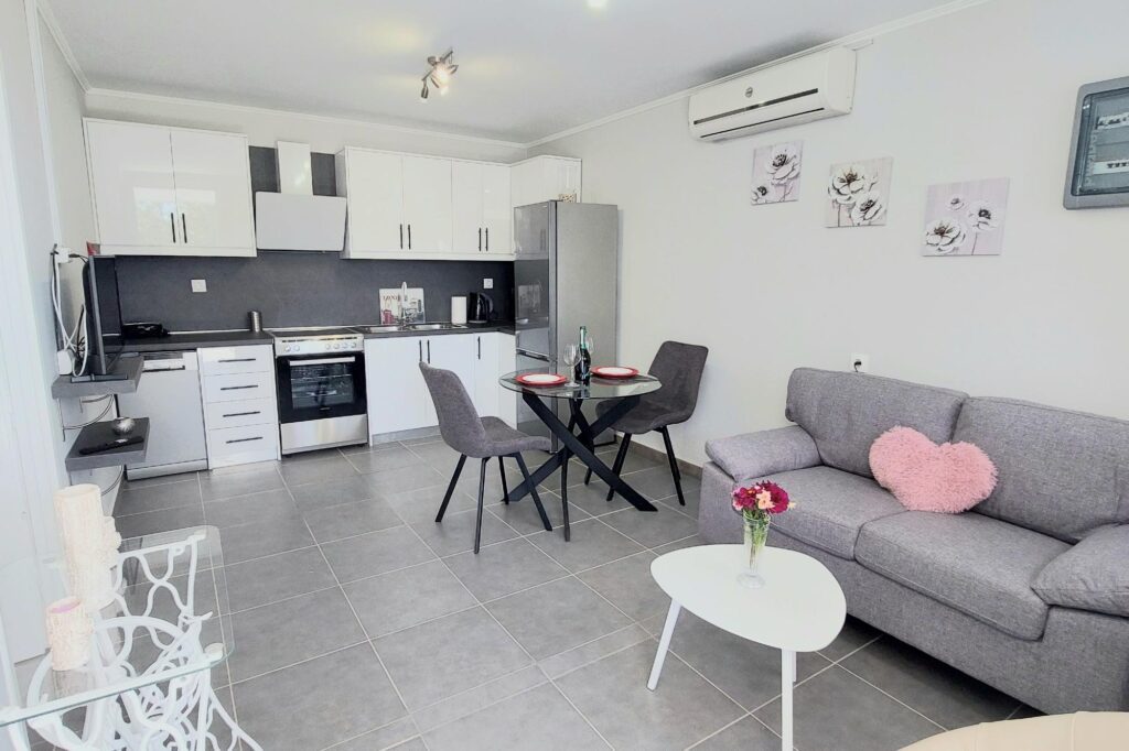 living room in Gardiki Villas